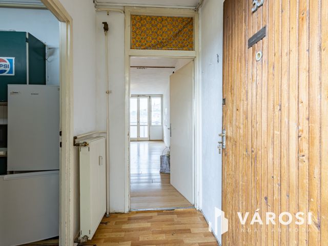 Retró lakás, előkelő helyen, Budai várra panorámával