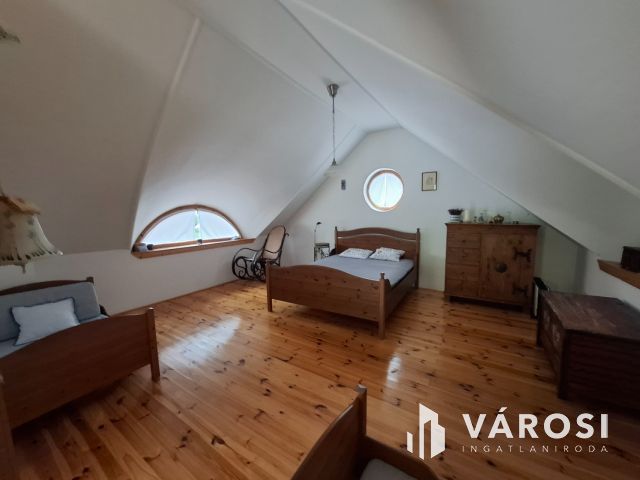 Balatoni panorámás ház a Badacsony hegyen