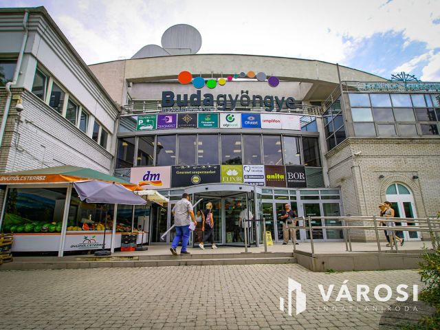 Üzlethelyiség kiadó a Budagyöngyében