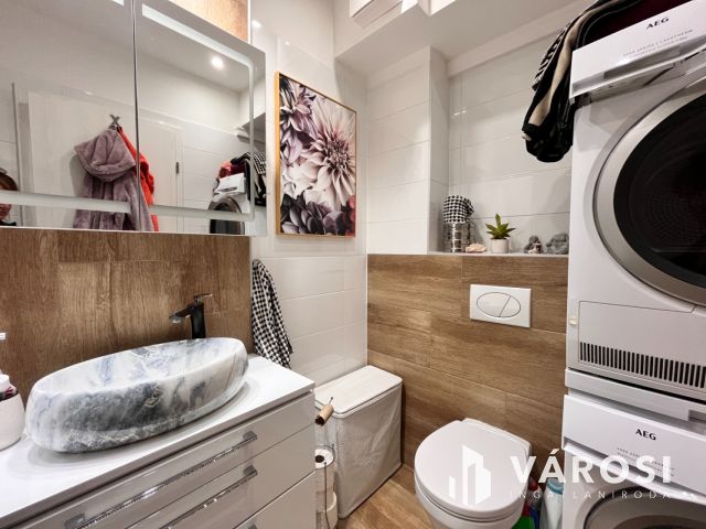 Exkluzív, designer lakás kiadó – prémium minőség Debrecen